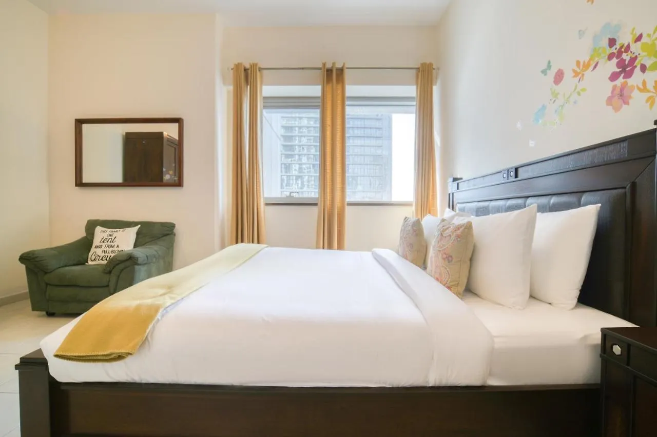 Luxury 1Br Apartment Executive Towers Business Bay Dubai