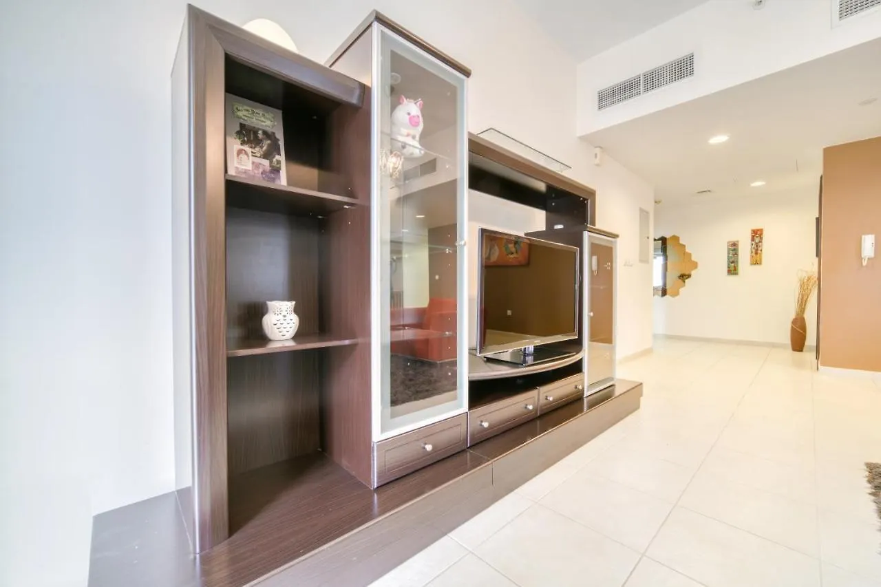 Luxury 1Br Apartment Executive Towers Business Bay Dubai