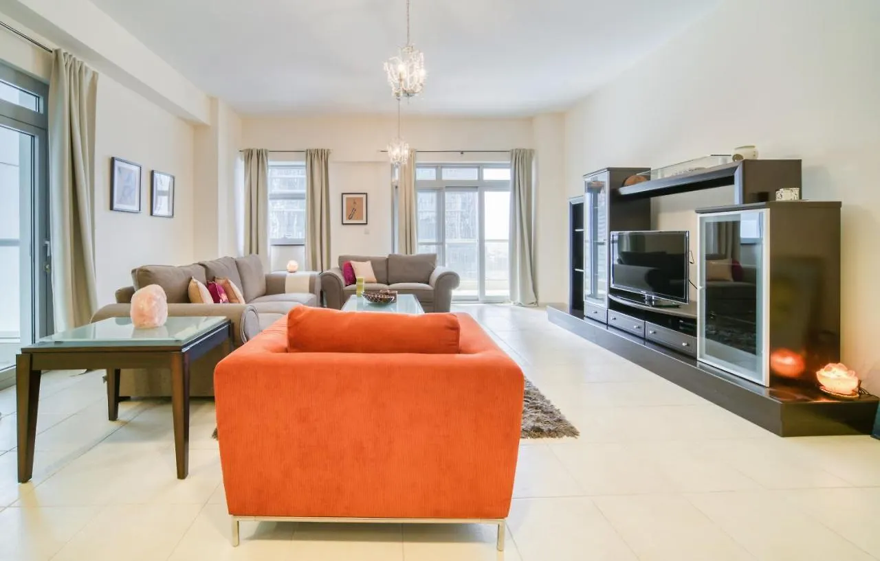 Luxury 1Br Apartment Executive Towers Business Bay Dubai